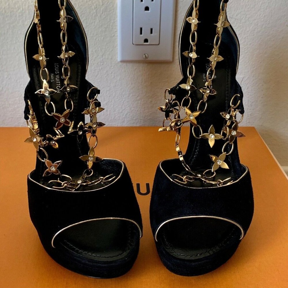 AUTHENTIC LOUIS VUITTON STARDUST LEATHER SANDALS